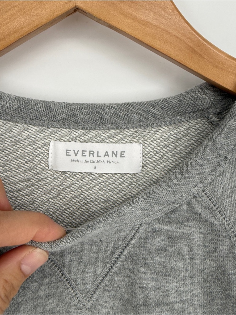 Everlane Heathered Gray Crewneck Size S - Picture 2 of 4